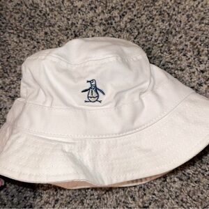 White Bucket Hat with Penguin Logo